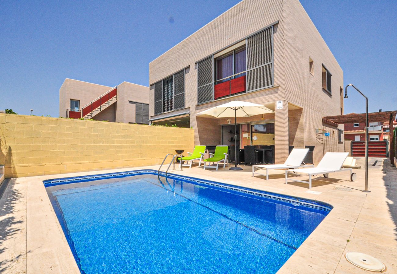 Ferienhaus in Cambrils - VILLA MAGNOLIA