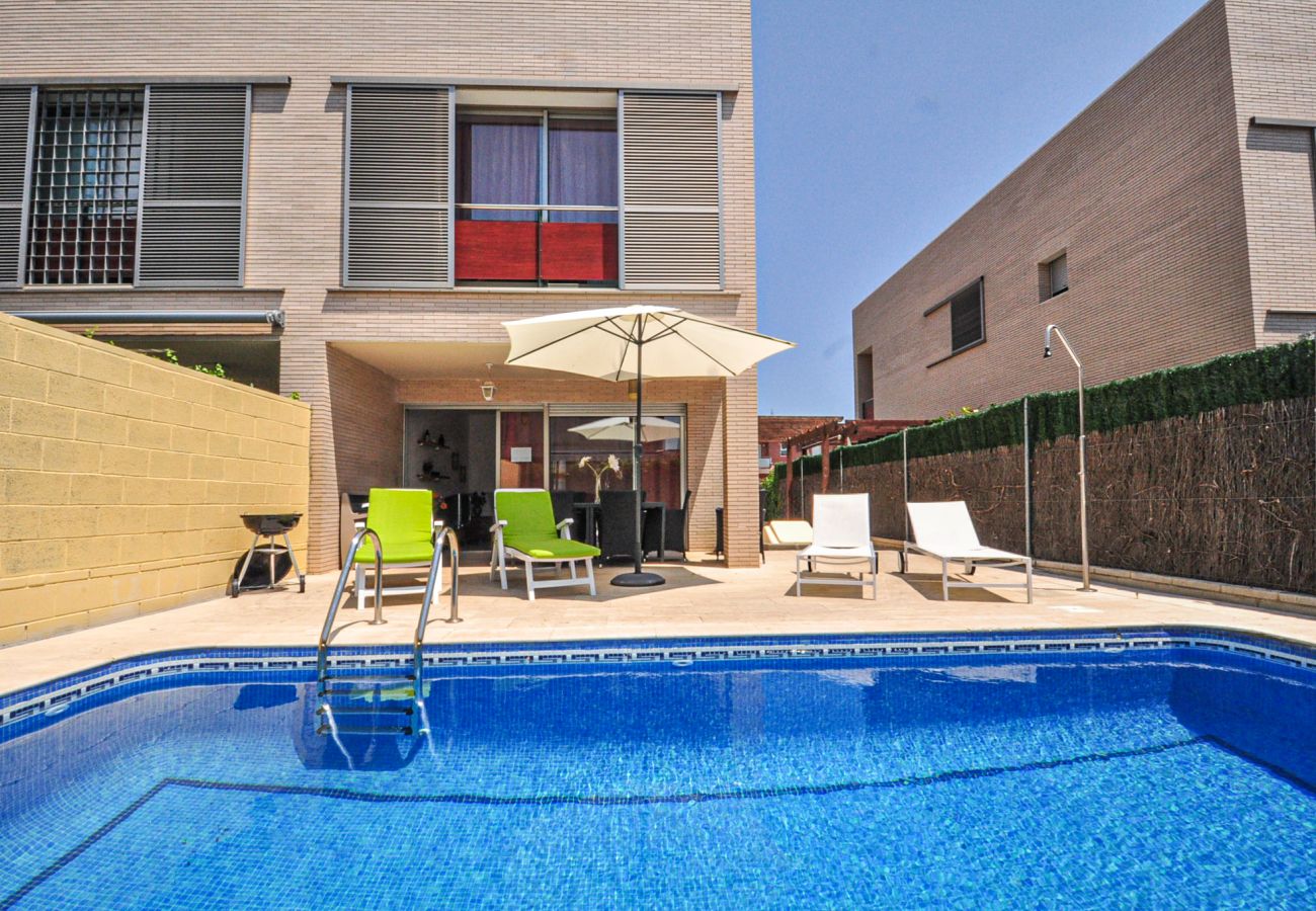 Ferienhaus in Cambrils - VILLA MAGNOLIA