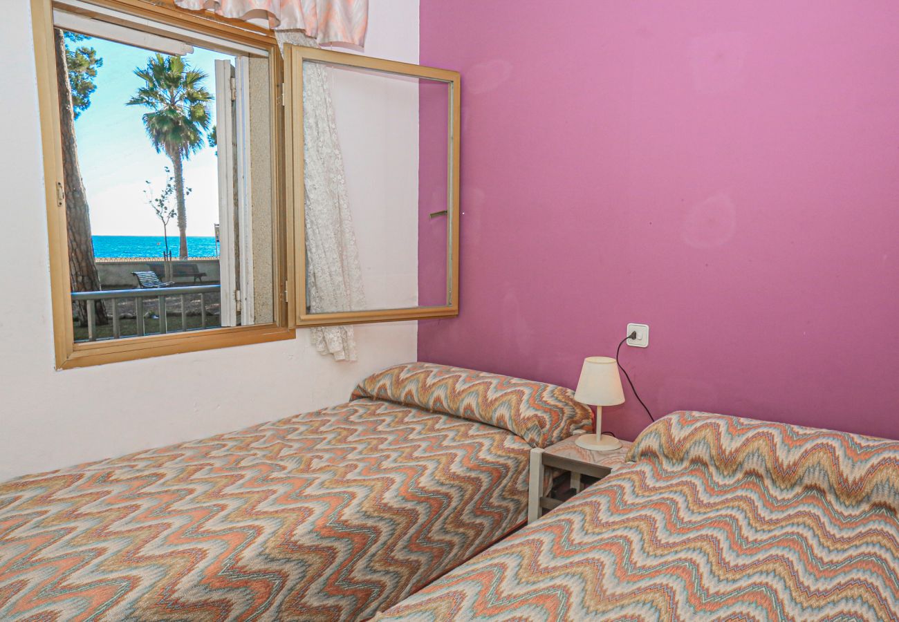 Ferienwohnung in Cambrils - PINS I MAR BAJOS