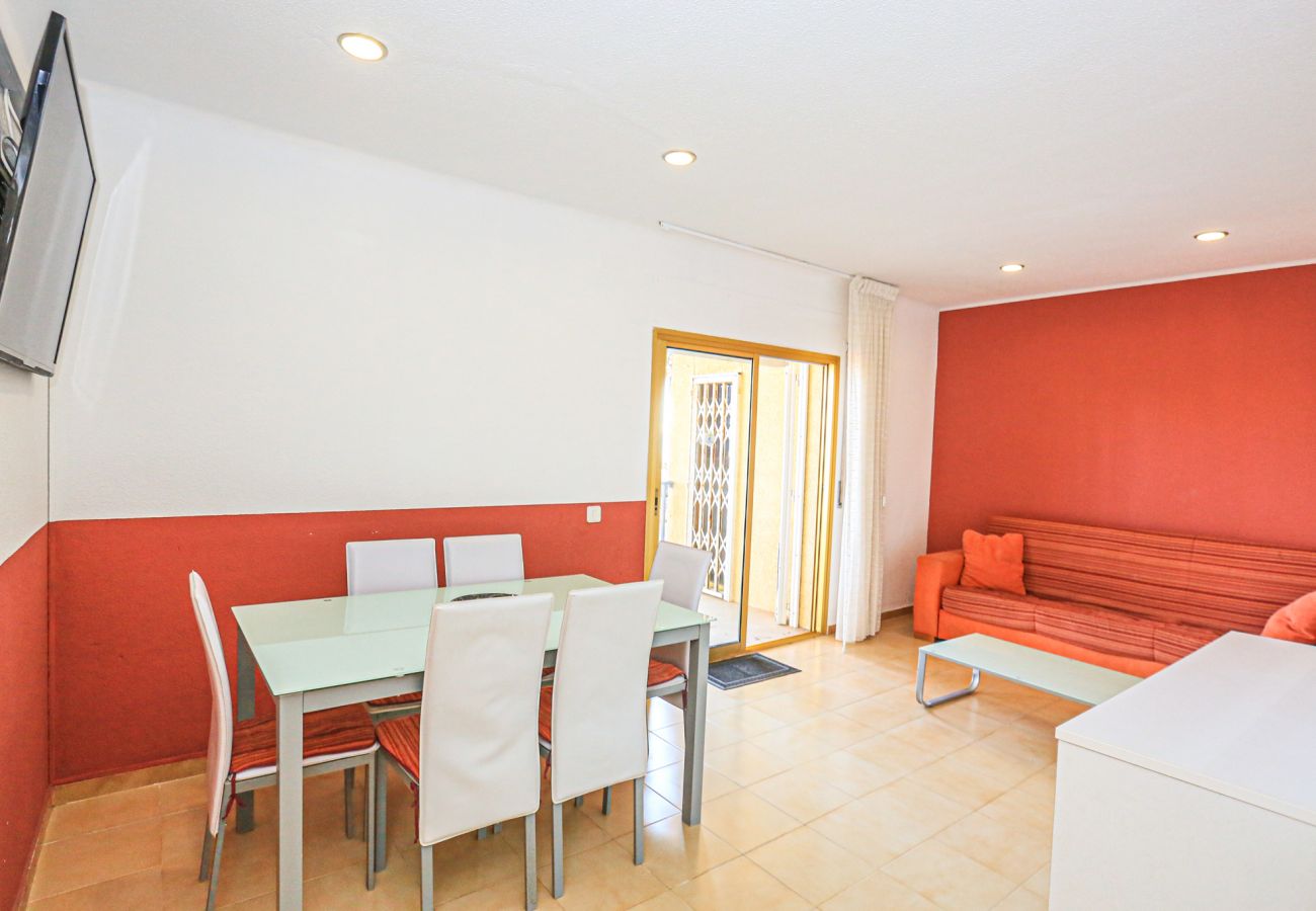 Ferienwohnung in Cambrils - PINS I MAR BAJOS