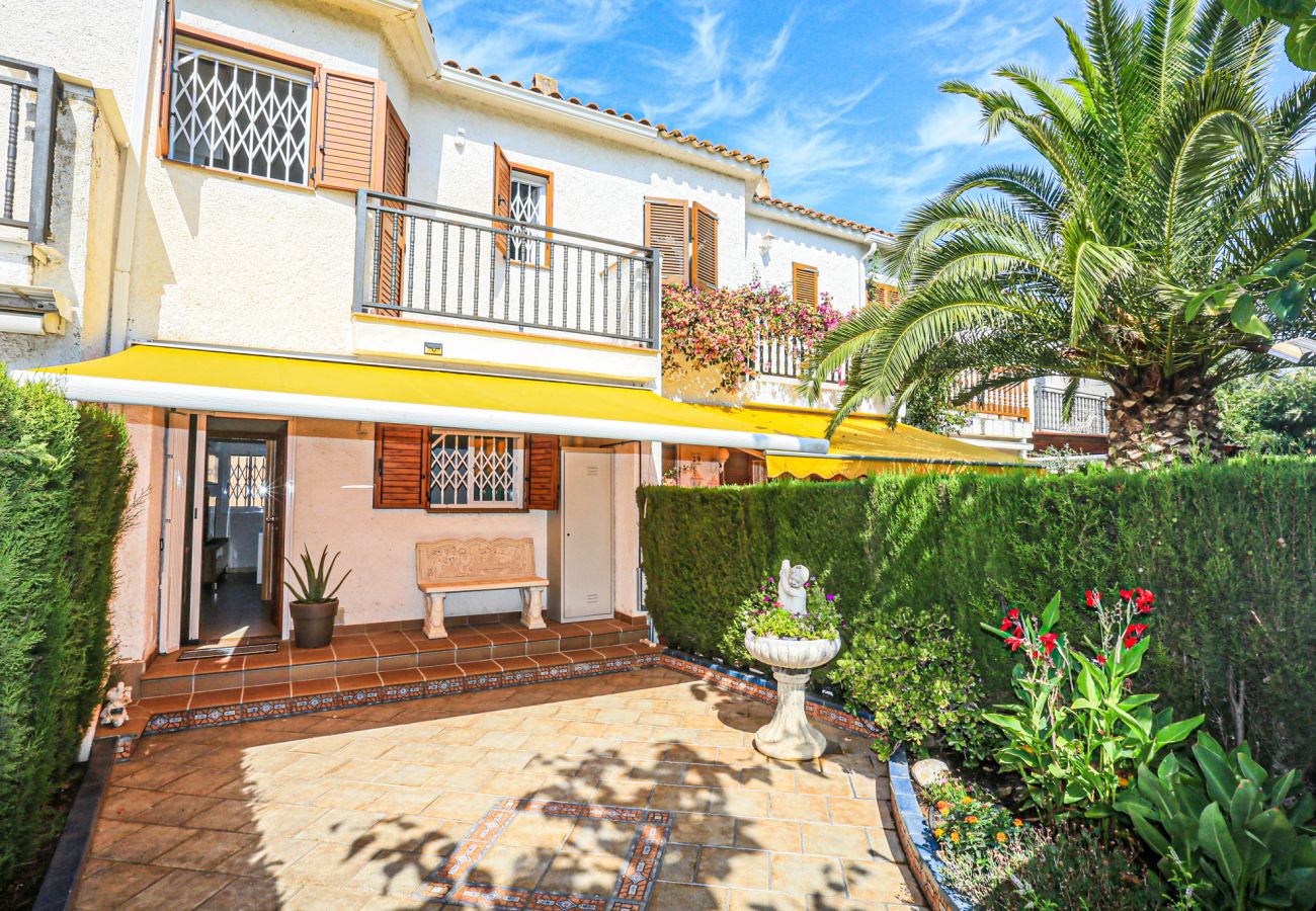 Ferienhaus in Cambrils - CASA ALZINA