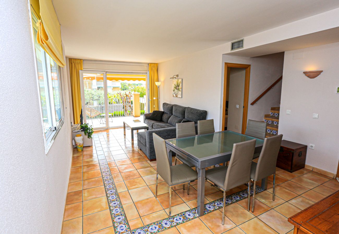 Ferienwohnung in Cambrils - Bahia Dorada 8 D