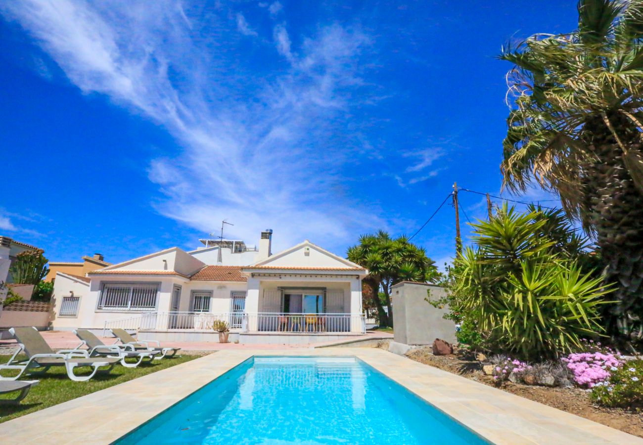 Villa in Cambrils - VILLA ACACIAS